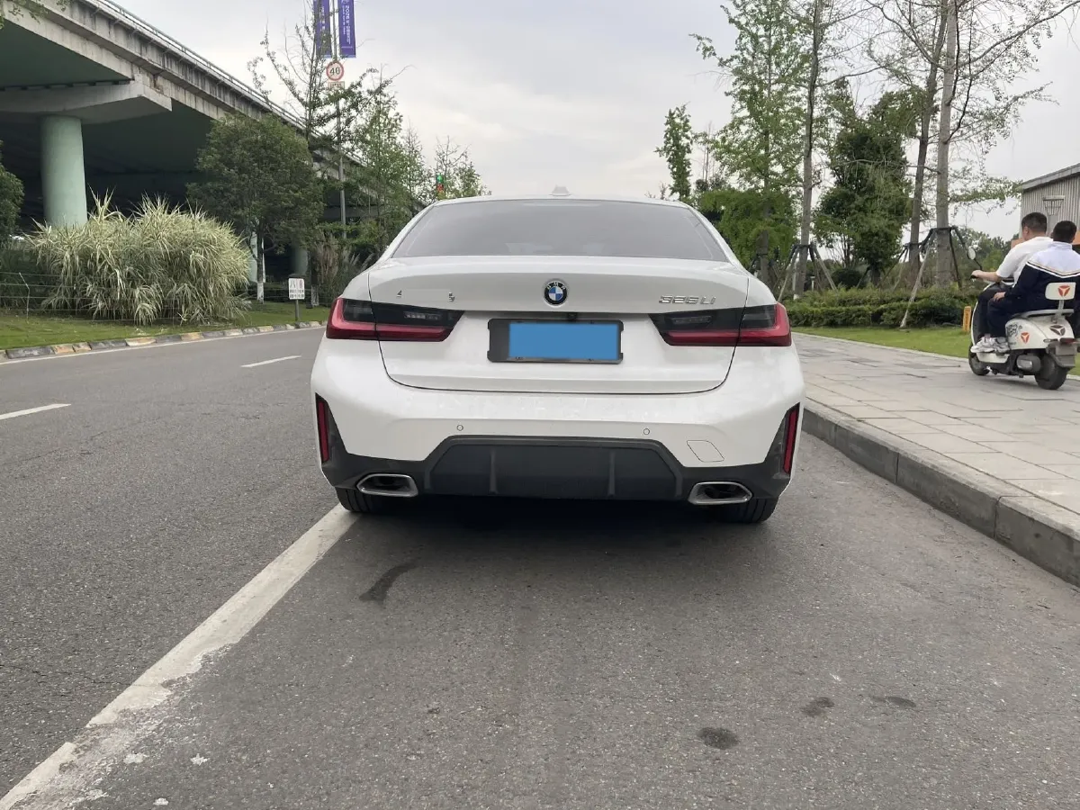2023 BMW 3 Series 2.0T 184HP L4 8AT,autocango,china used car exporter,china ev exporter,chinese used car exporter,chinese used ev exporter
