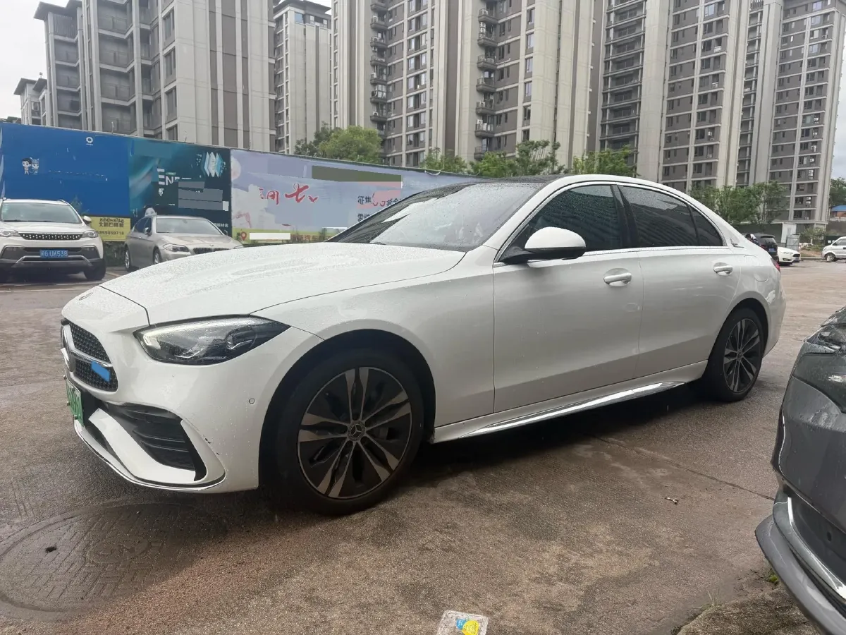 2025 Mercedes-Benz C Class 2.0T 204HP L4 9AT PHEV 25.4KWH,autocango,china used car exporter,china ev exporter,chinese used car exporter,chinese used ev exporter