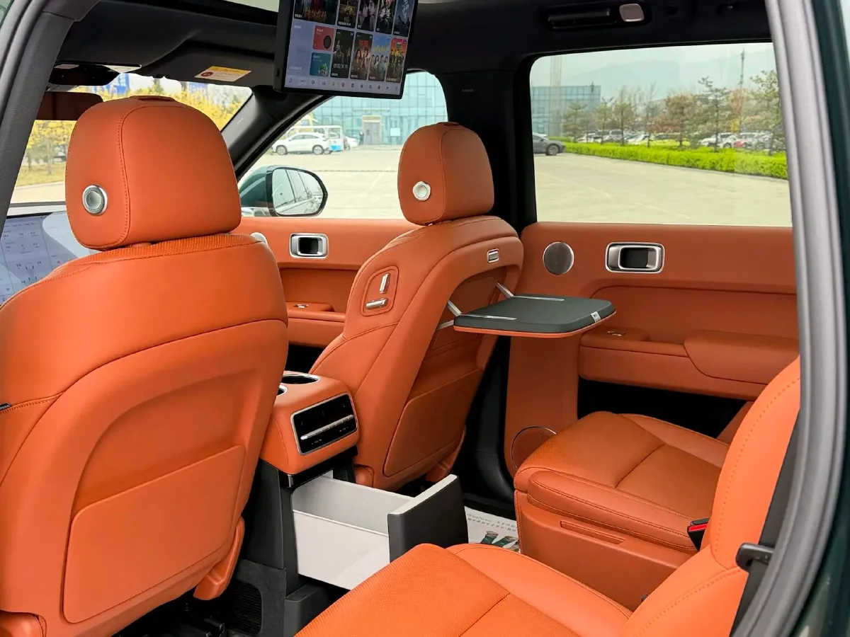 2022 Li L9 Range Extended 154HP REEV 42.6KWH,autocango,china used car exporter,china ev exporter,chinese used car exporter,chinese used ev exporter