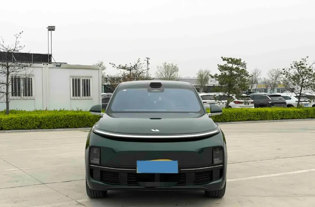 2022 Li L9 Range Extended 154HP REEV 42.6KWH,autocango,china used car exporter,china ev exporter,chinese used car exporter,chinese used ev exporter