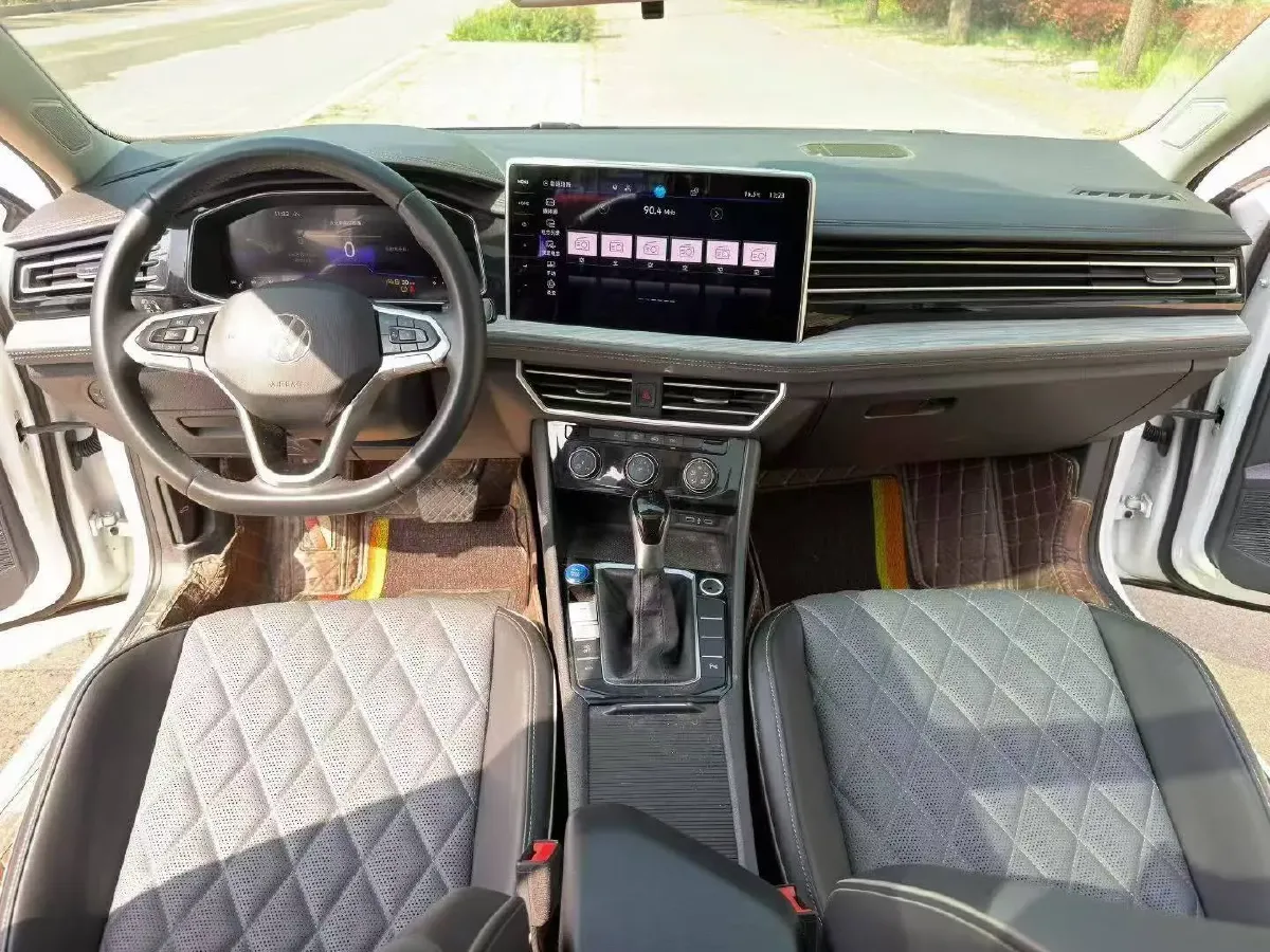 2023 Volkswagen Sagitar 1.5T 160HP L4 7DCT,autocango,china used car exporter,china ev exporter,chinese used car exporter,chinese used ev exporter