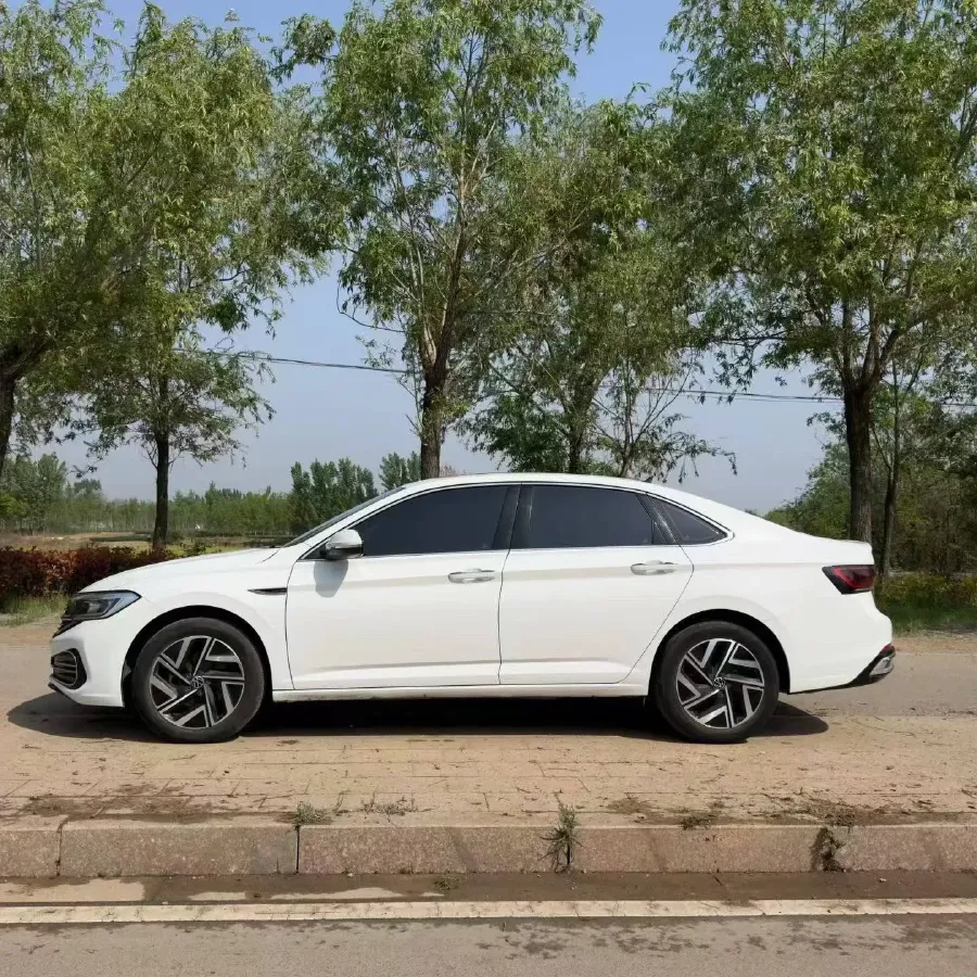 2023 Volkswagen Sagitar 1.5T 160HP L4 7DCT,autocango,china used car exporter,china ev exporter,chinese used car exporter,chinese used ev exporter