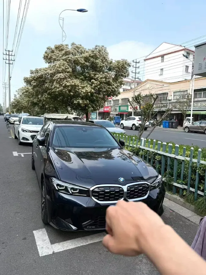 2025 BMW 3 Series 2.0T 184HP L4 8AT,autocango,china used car exporter,china ev exporter,chinese used car exporter,chinese used ev exporter