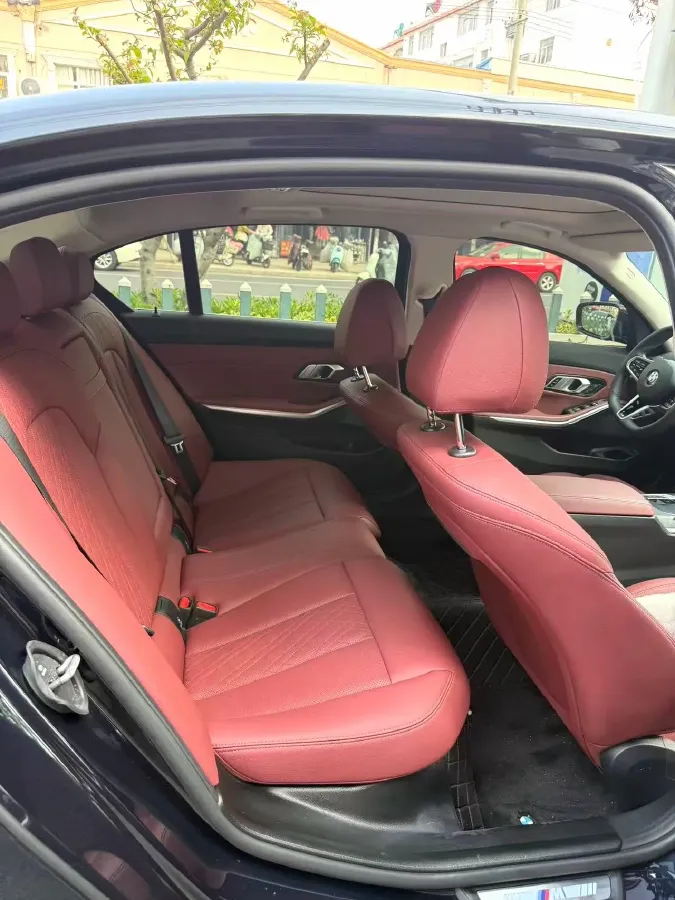 2025 BMW 3 Series 2.0T 184HP L4 8AT,autocango,china used car exporter,china ev exporter,chinese used car exporter,chinese used ev exporter