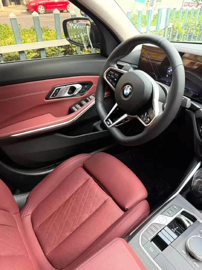 2025 BMW 3 Series 2.0T 184HP L4 8AT,autocango,china used car exporter,china ev exporter,chinese used car exporter,chinese used ev exporter