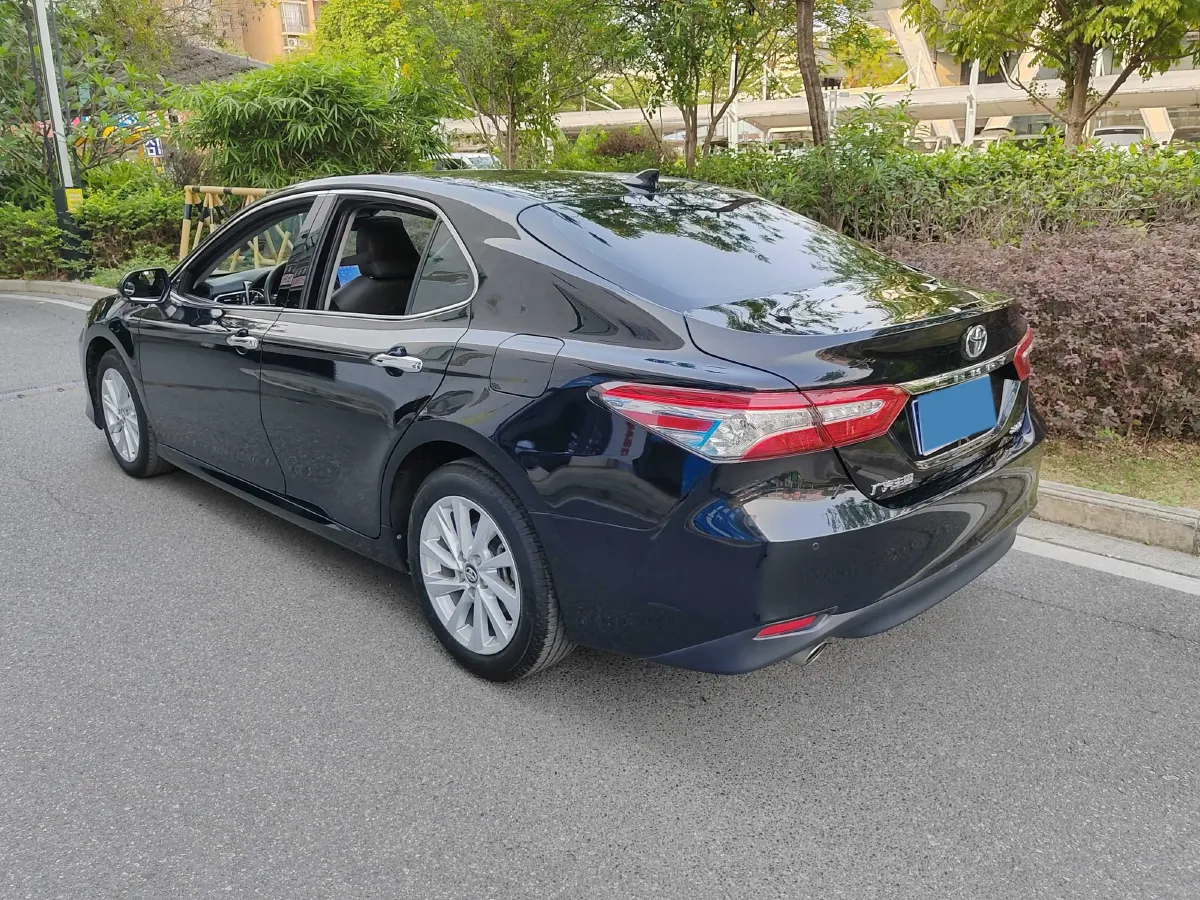 2021 Toyota Camry 2.0L 178HP L4 CVT,autocango,china used car exporter,china ev exporter,chinese used car exporter,chinese used ev exporter