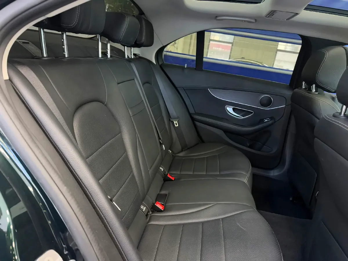 2021 Mercedes-Benz C Class 1.5T 156HP L4 9AT,autocango,china used car exporter,china ev exporter,chinese used car exporter,chinese used ev exporter