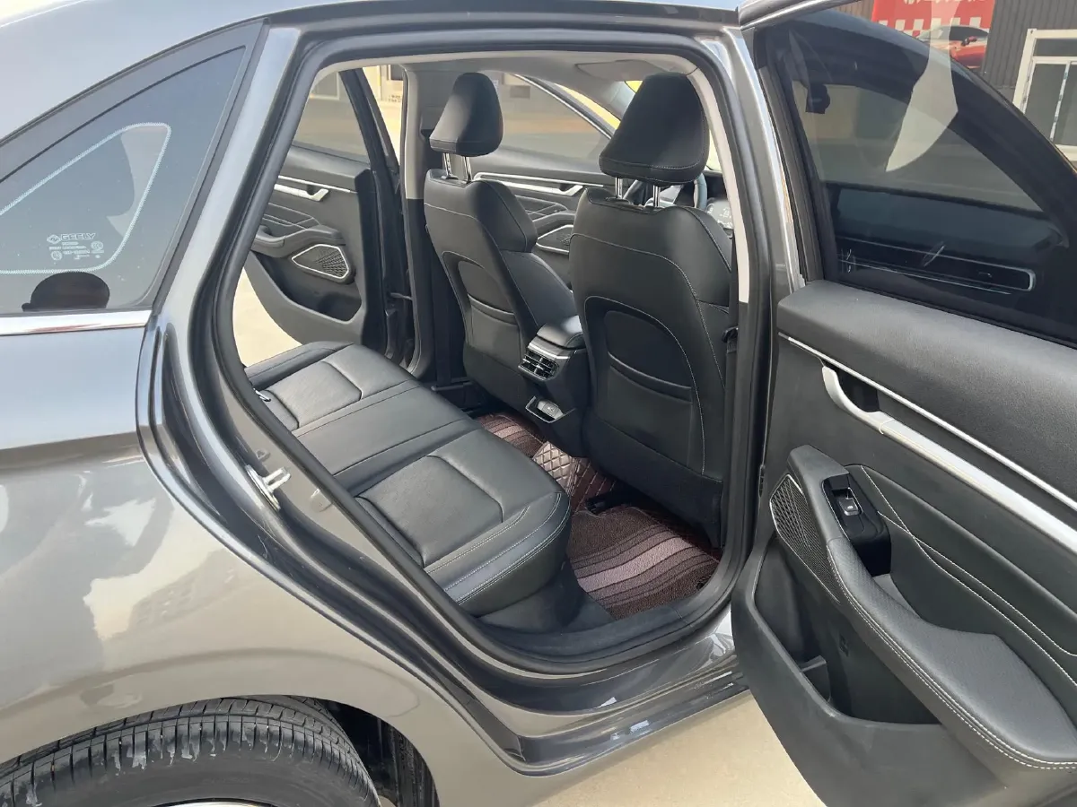 2023 Geely Emgrand 1.5L 127HP L4 CVT,autocango,china used car exporter,china ev exporter,chinese used car exporter,chinese used ev exporter