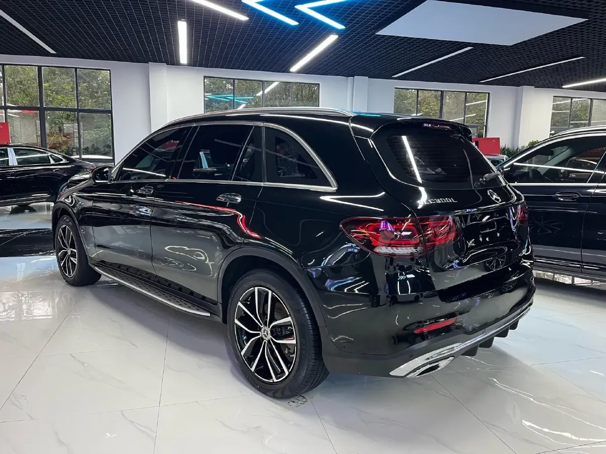 2021 Mercedes-Benz GLC Class 2.0T 197HP L4 9AT,autocango,china used car exporter,china ev exporter,chinese used car exporter,chinese used ev exporter