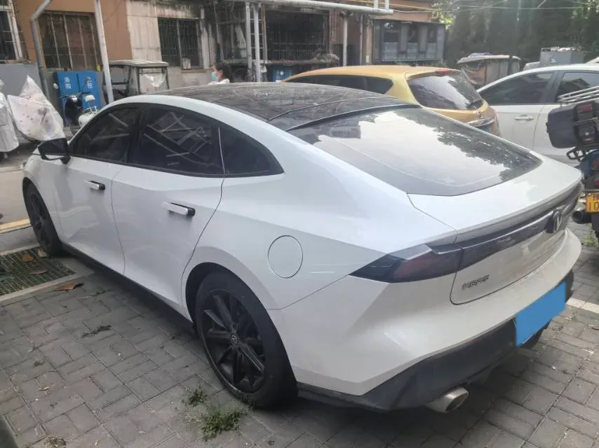 2022 ChangAn UNI-V 1.5T 188HP L4 7DCT,autocango,china used car exporter,china ev exporter,chinese used car exporter,chinese used ev exporter