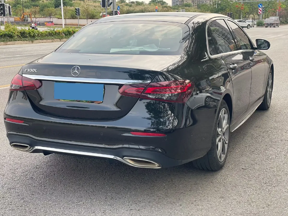 2021 Mercedes-Benz E Class 2.0T 258HP L4 9AT,autocango,china used car exporter,china ev exporter,chinese used car exporter,chinese used ev exporter