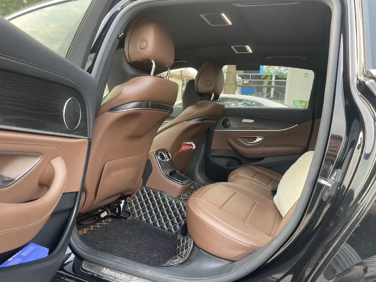 2021 Mercedes-Benz E Class 2.0T 258HP L4 9AT,autocango,china used car exporter,china ev exporter,chinese used car exporter,chinese used ev exporter