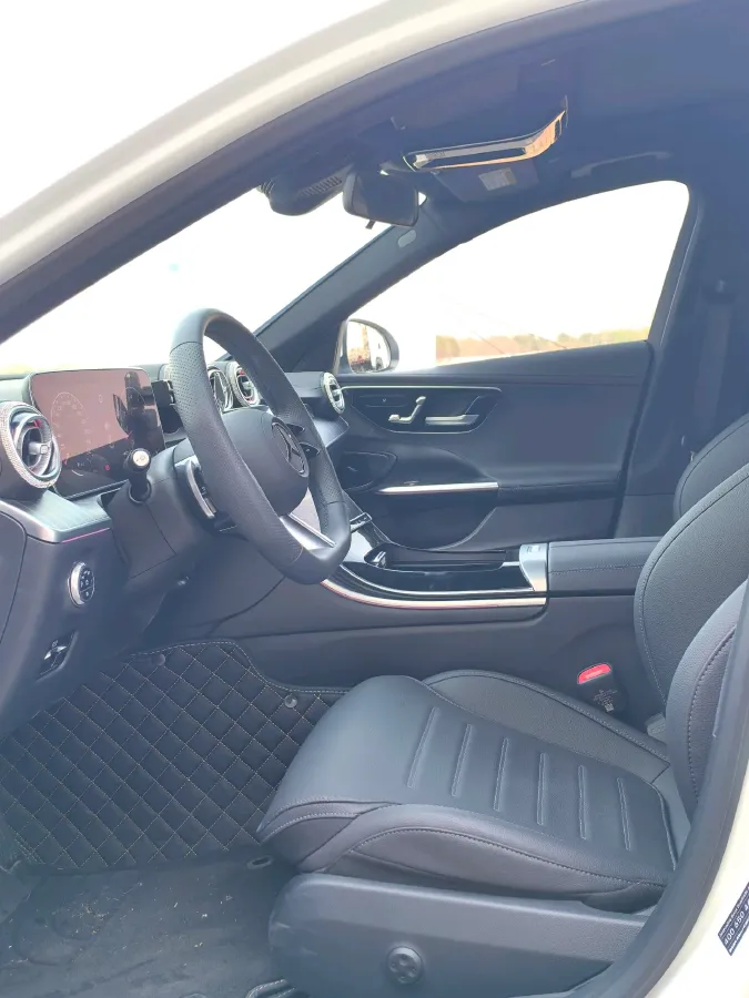 2024 Mercedes-Benz C Class 1.5T 204HP L4 9AT,autocango,china used car exporter,china ev exporter,chinese used car exporter,chinese used ev exporter