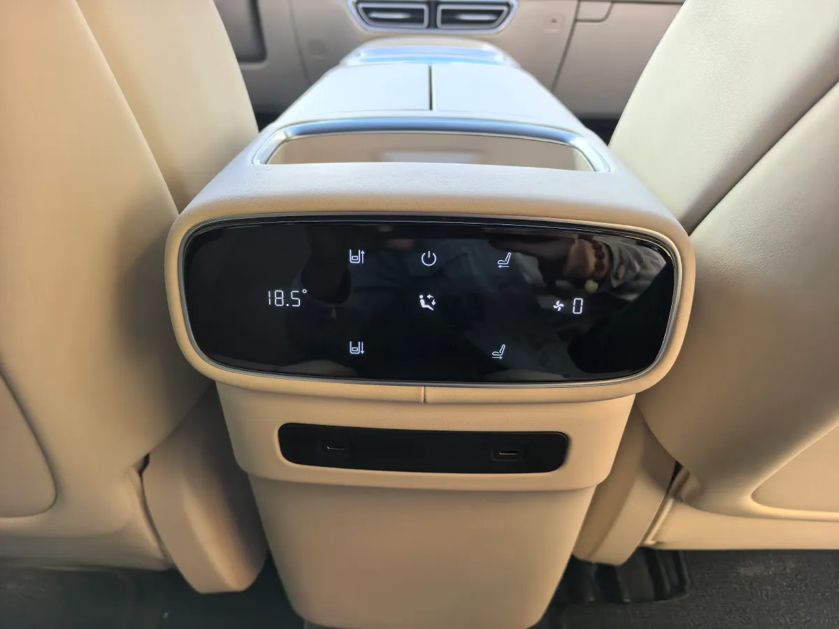 2025 Deepal S09 REEV 150HP REEV,autocango,china used car exporter,china ev exporter,chinese used car exporter,chinese used ev exporter