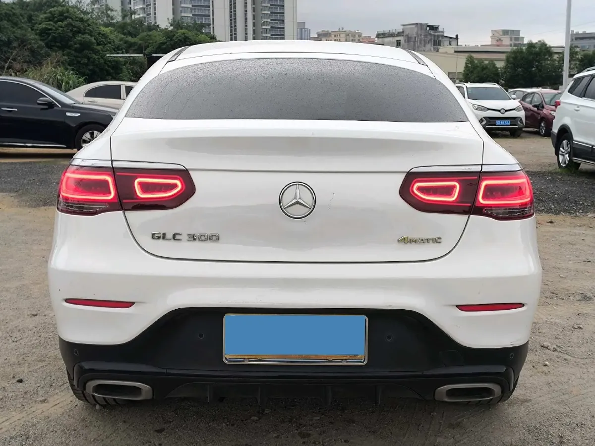 2022 Mercedes-Benz GLC Coupe 2.0T 258HP L4 9AT,autocango,china used car exporter,china ev exporter,chinese used car exporter,chinese used ev exporter