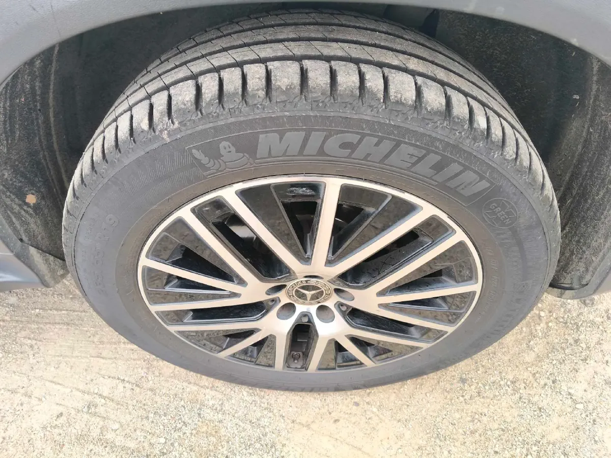 2022 Mercedes-Benz GLC Coupe 2.0T 258HP L4 9AT,autocango,china used car exporter,china ev exporter,chinese used car exporter,chinese used ev exporter