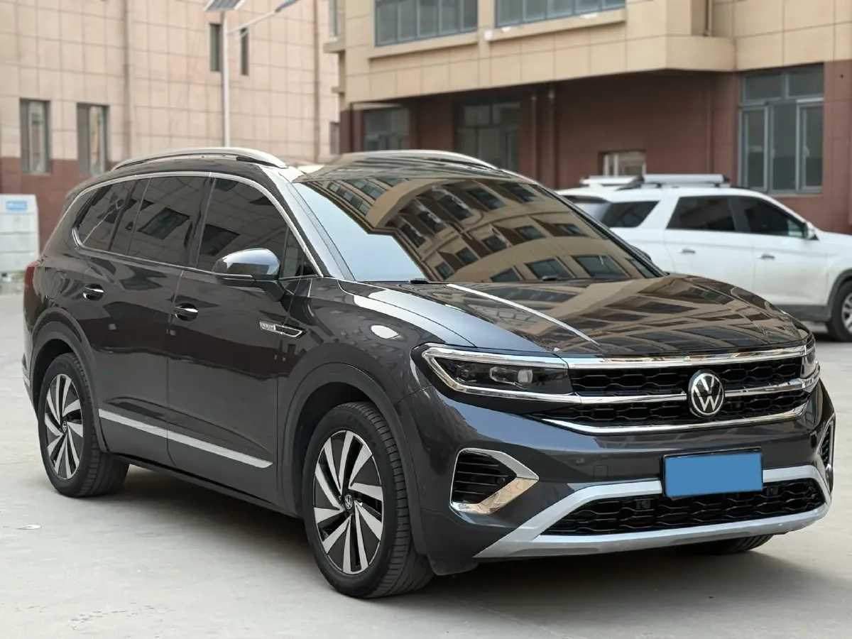 2021 Volkswagen Talagon 2.0T 220HP L4 7DCT,autocango,china used car exporter,china ev exporter,chinese used car exporter,chinese used ev exporter