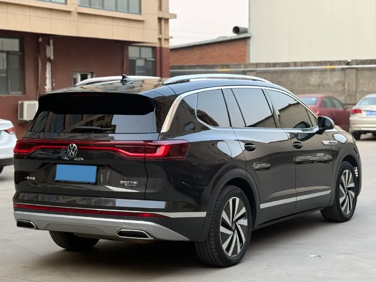 2021 Volkswagen Talagon 2.0T 220HP L4 7DCT,autocango,china used car exporter,china ev exporter,chinese used car exporter,chinese used ev exporter
