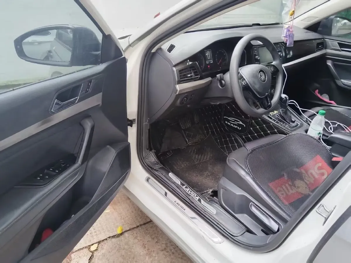 2019 Volkswagen Lavida 1.5L 113HP L4 6AT,autocango,china used car exporter,china ev exporter,chinese used car exporter,chinese used ev exporter