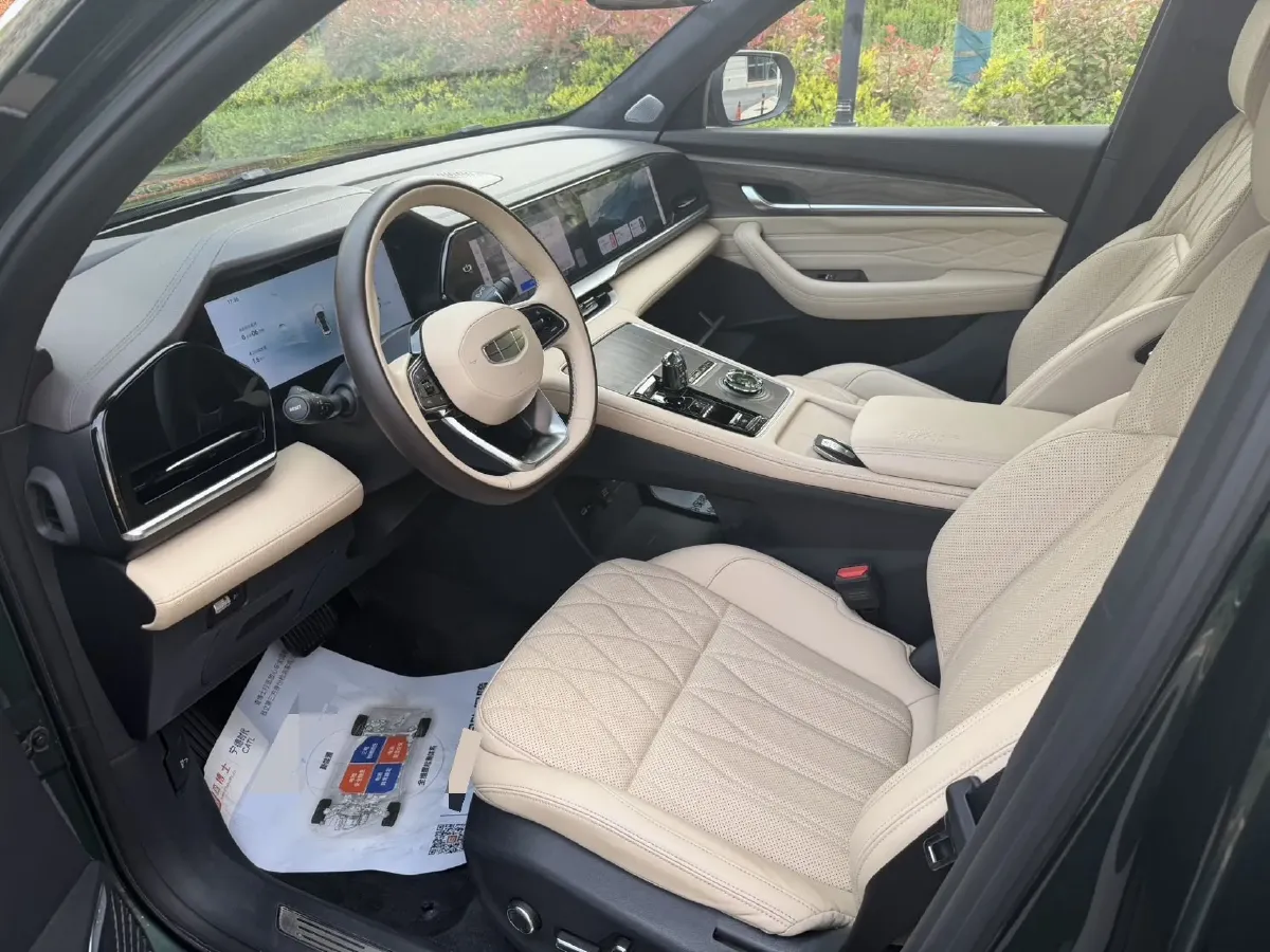 2025 Geely Monjaro 2.0T 238HP L4 8AT,autocango,china used car exporter,china ev exporter,chinese used car exporter,chinese used ev exporter