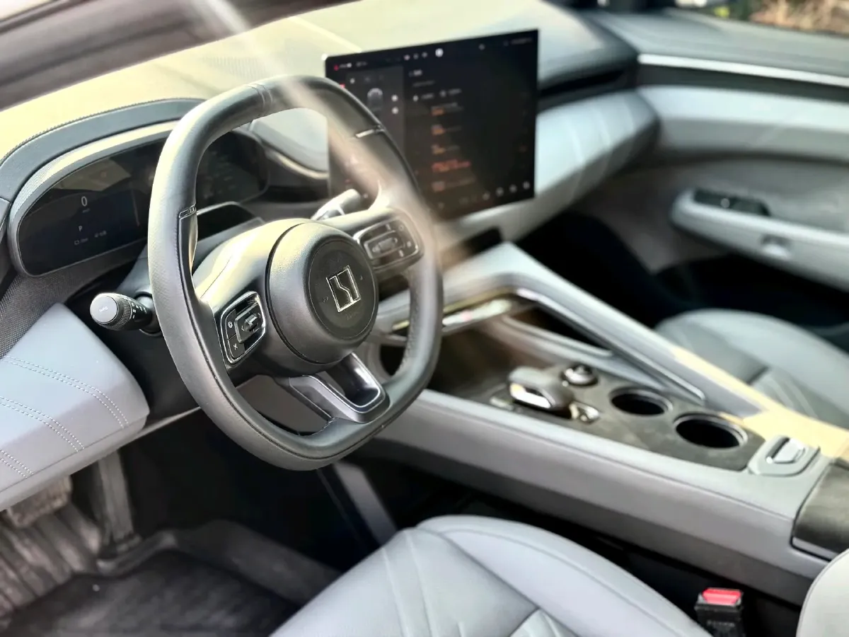 2024 Zeekr 001 BEV 100KWH,autocango,china used car exporter,china ev exporter,chinese used car exporter,chinese used ev exporter