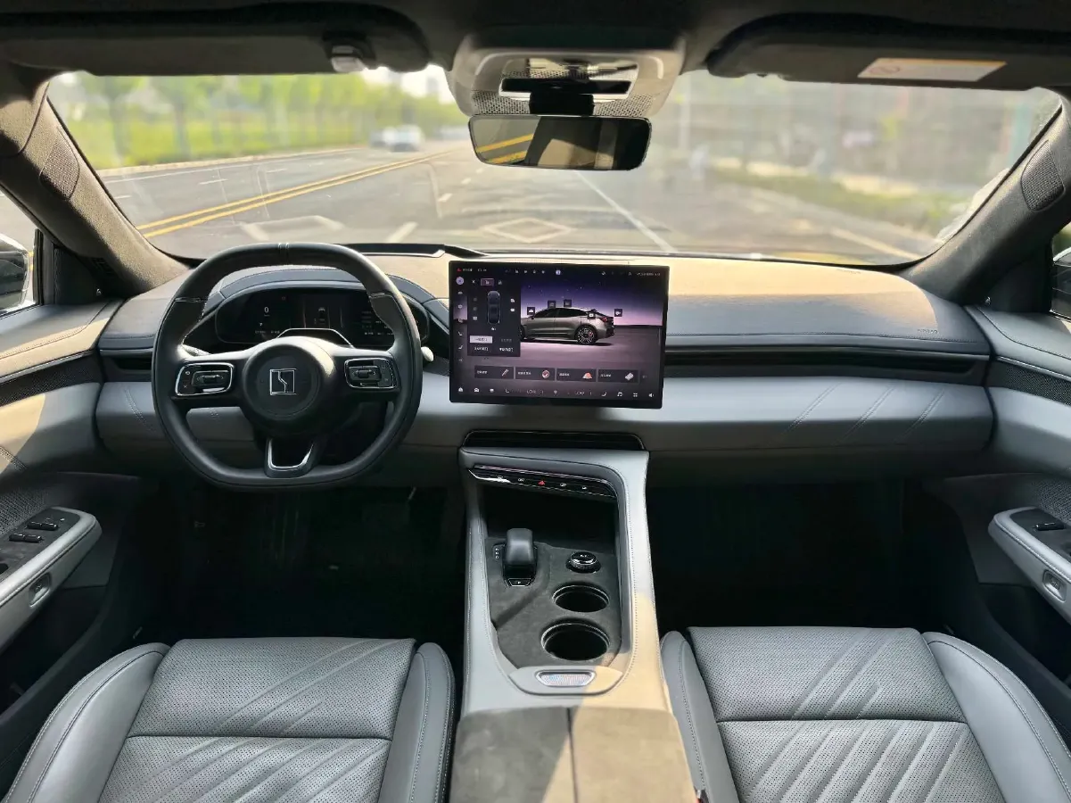 2024 Zeekr 001 BEV 100KWH,autocango,china used car exporter,china ev exporter,chinese used car exporter,chinese used ev exporter