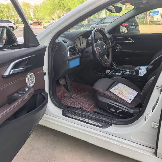 2022 BMW 1 Series 1.5T 140HP L3 7DCT,autocango,china used car exporter,china ev exporter,chinese used car exporter,chinese used ev exporter