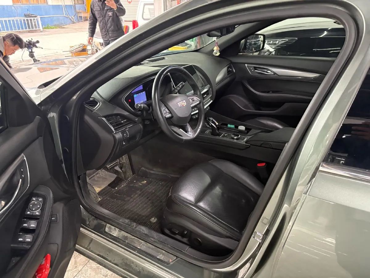 2022 Cadillac CT5 2.0T 237HP L4 10AT,autocango,china used car exporter,china ev exporter,chinese used car exporter,chinese used ev exporter