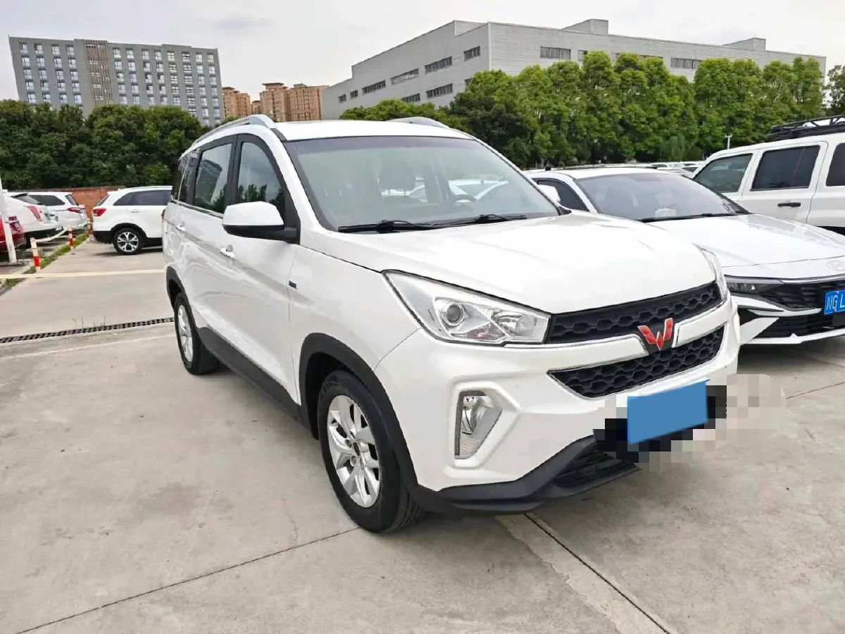 2018 WuLing HongGuang S3 1.5T 150HP L4 6MT,autocango,china used car exporter,china ev exporter,chinese used car exporter,chinese used ev exporter
