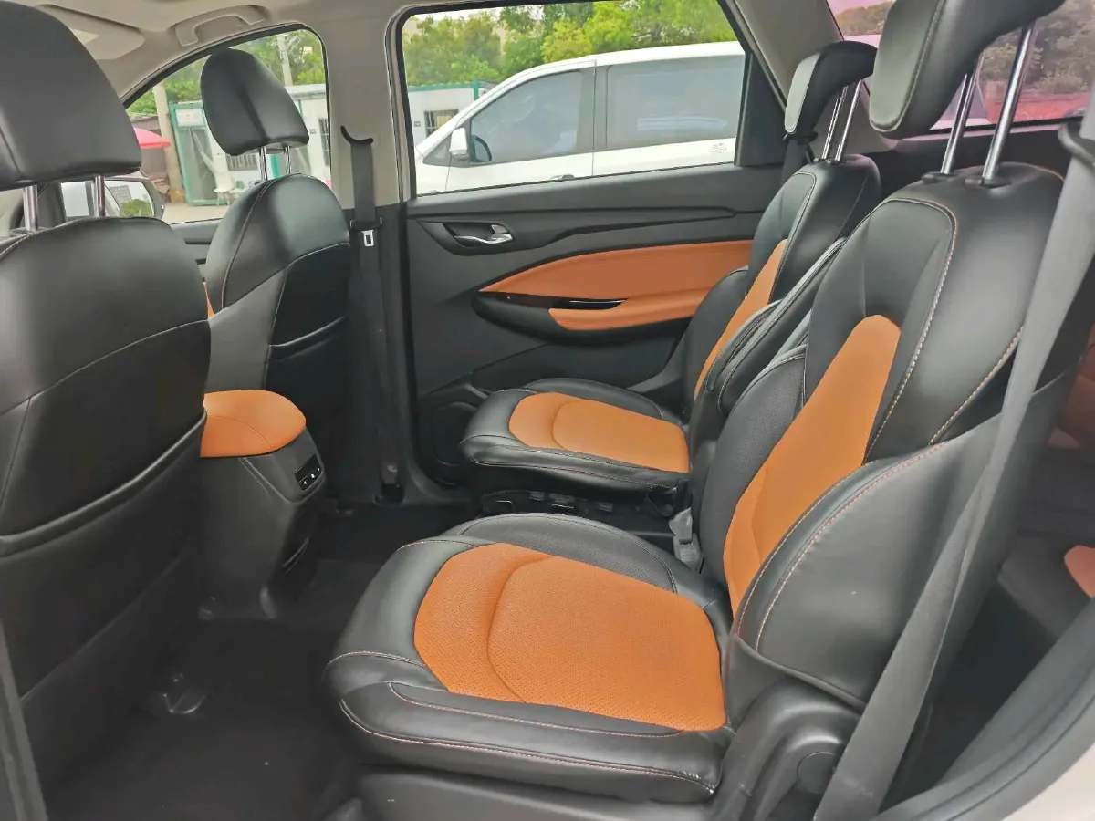 2018 WuLing HongGuang S3 1.5T 150HP L4 6MT,autocango,china used car exporter,china ev exporter,chinese used car exporter,chinese used ev exporter