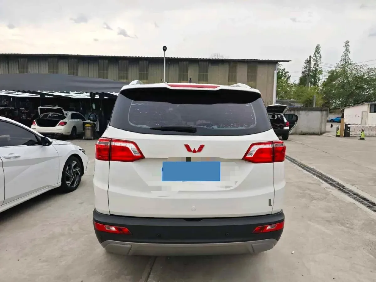 2018 WuLing HongGuang S3 1.5T 150HP L4 6MT,autocango,china used car exporter,china ev exporter,chinese used car exporter,chinese used ev exporter