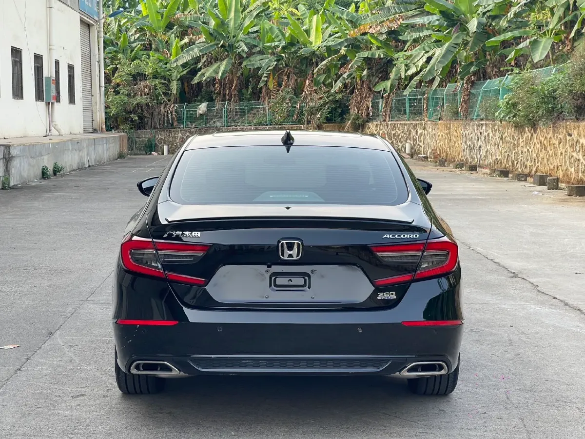 2022 Honda Accord 1.5T 194HP L4 CVT,autocango,china used car exporter,china ev exporter,chinese used car exporter,chinese used ev exporter