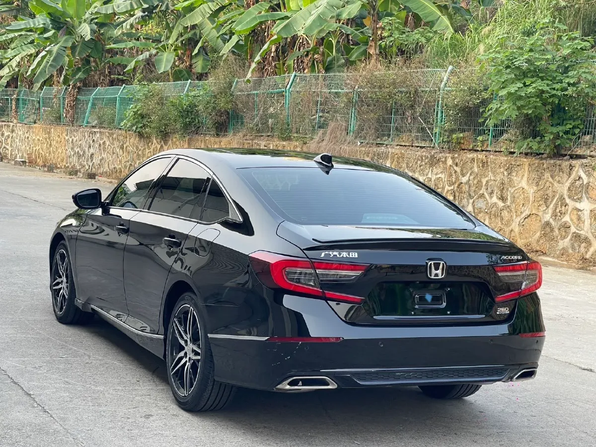 2022 Honda Accord 1.5T 194HP L4 CVT,autocango,china used car exporter,china ev exporter,chinese used car exporter,chinese used ev exporter