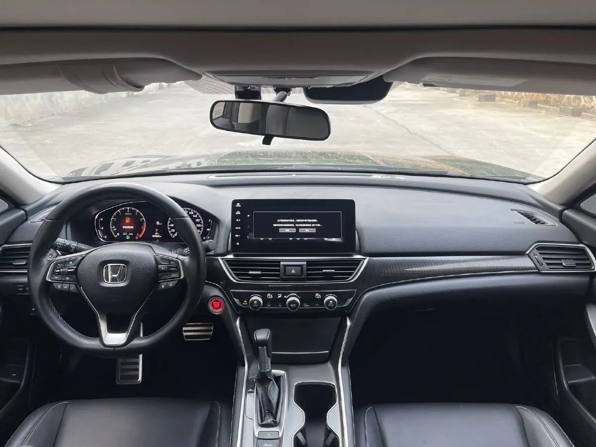 2022 Honda Accord 1.5T 194HP L4 CVT,autocango,china used car exporter,china ev exporter,chinese used car exporter,chinese used ev exporter