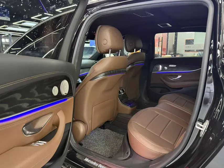 2023 Mercedes-Benz E Class 2.0T 258HP L4 9AT,autocango,china used car exporter,china ev exporter,chinese used car exporter,chinese used ev exporter