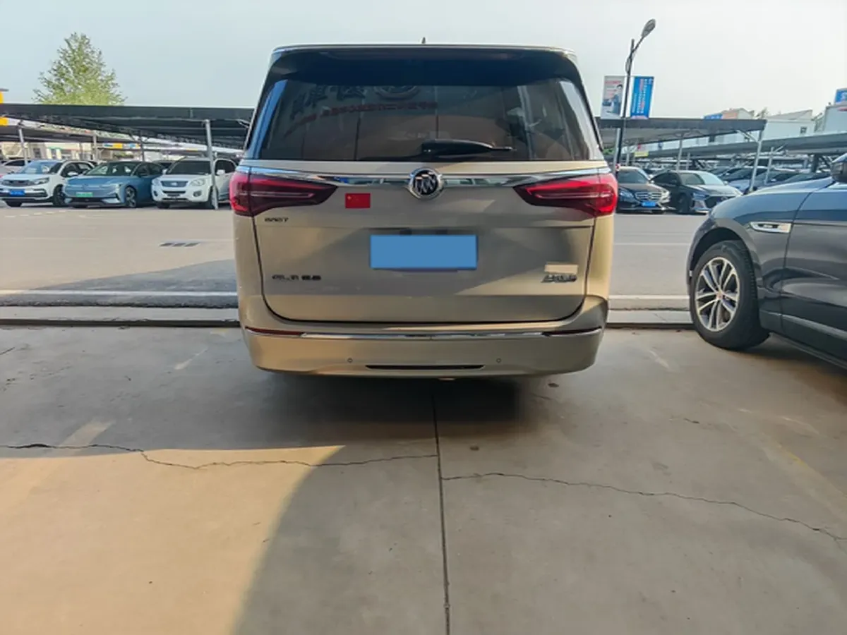 2021 Buick GL8 2.0T 237HP L4 9AT,autocango,china used car exporter,china ev exporter,chinese used car exporter,chinese used ev exporter