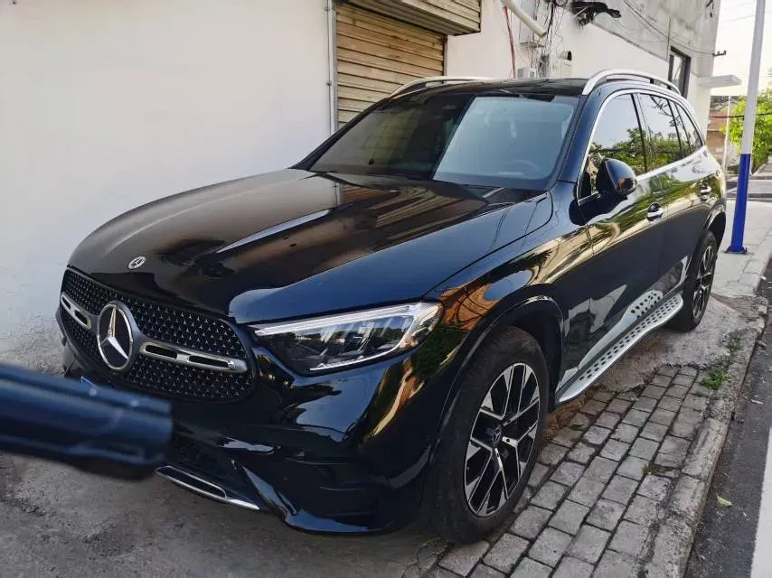 2023 Mercedes-Benz GLC Class 2.0T 204HP L4 9AT,autocango,china used car exporter,china ev exporter,chinese used car exporter,chinese used ev exporter