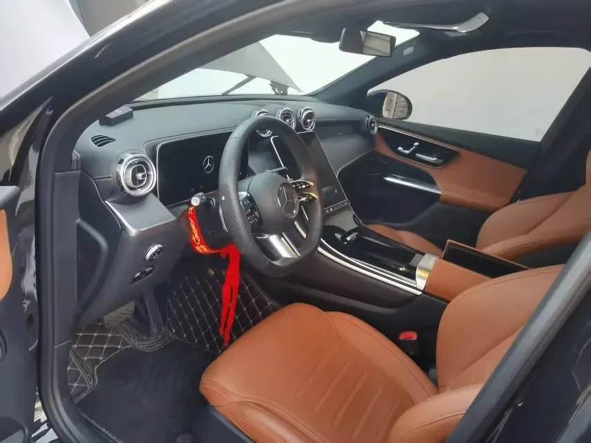 2023 Mercedes-Benz GLC Class 2.0T 204HP L4 9AT,autocango,china used car exporter,china ev exporter,chinese used car exporter,chinese used ev exporter