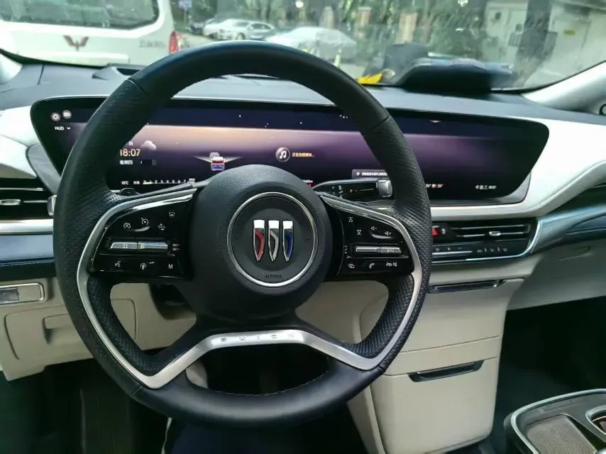 2023 Buick Century 2.0T 237HP L4 9AT,autocango,china used car exporter,china ev exporter,chinese used car exporter,chinese used ev exporter