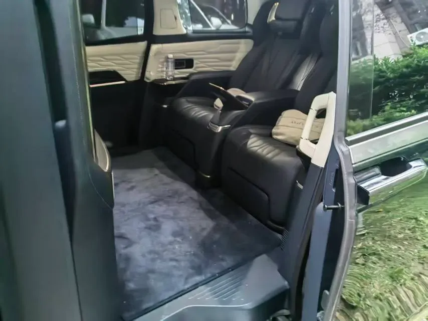 2023 Buick Century 2.0T 237HP L4 9AT,autocango,china used car exporter,china ev exporter,chinese used car exporter,chinese used ev exporter