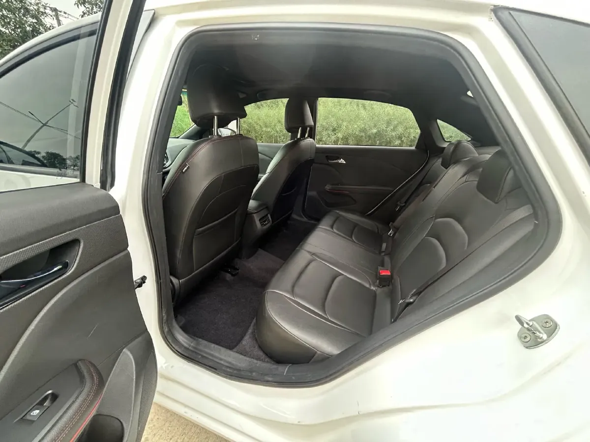 2020 Chevrolet Monza 1.3T 163HP L3 6AT,autocango,china used car exporter,china ev exporter,chinese used car exporter,chinese used ev exporter