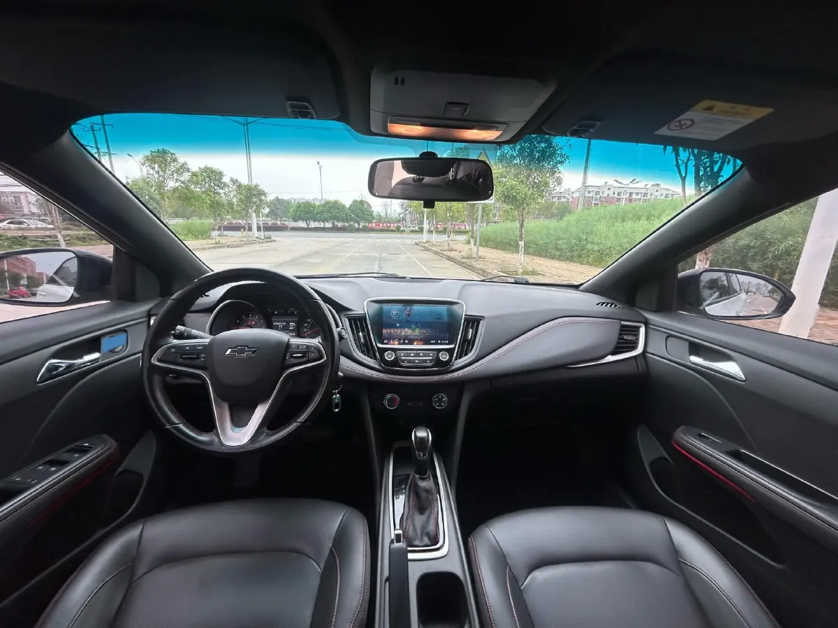 2020 Chevrolet Monza 1.3T 163HP L3 6AT,autocango,china used car exporter,china ev exporter,chinese used car exporter,chinese used ev exporter