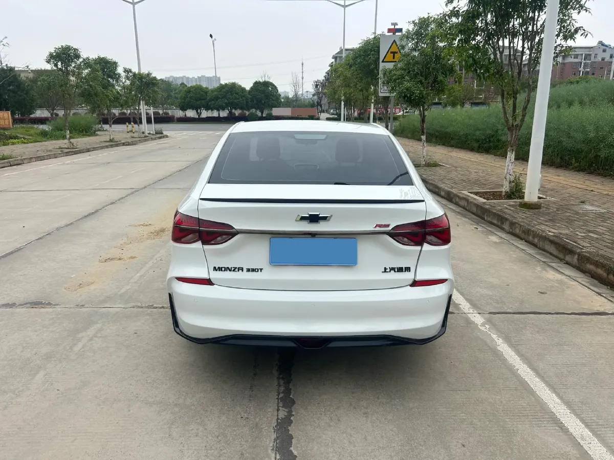 2020 Chevrolet Monza 1.3T 163HP L3 6AT,autocango,china used car exporter,china ev exporter,chinese used car exporter,chinese used ev exporter