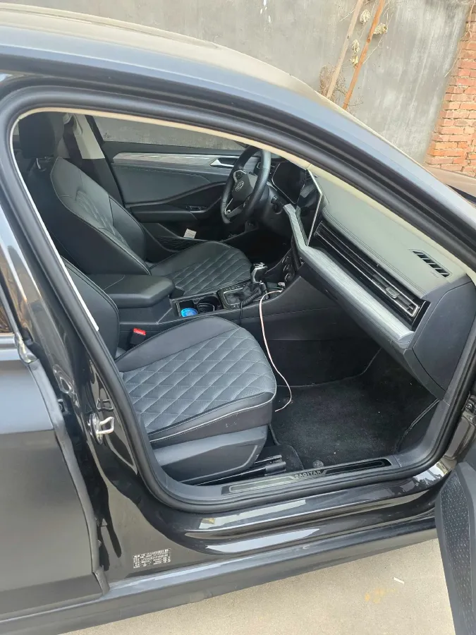 2023 Volkswagen Sagitar 1.5T 160HP L4 7DCT,autocango,china used car exporter,china ev exporter,chinese used car exporter,chinese used ev exporter