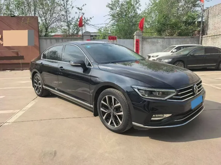 2020 Volkswagen Magotan 2.0T 186HP L4 7DCT,autocango,china used car exporter,china ev exporter,chinese used car exporter,chinese used ev exporter