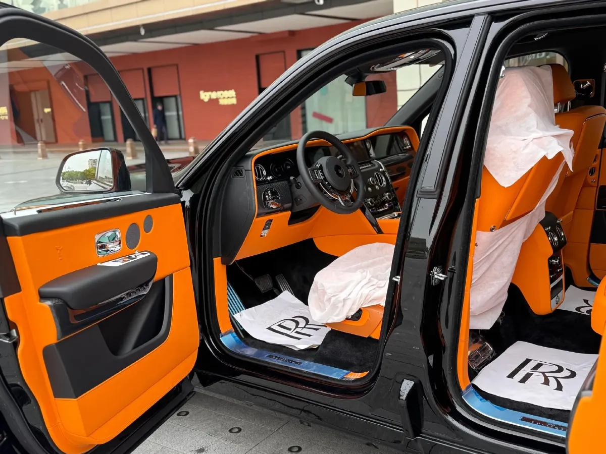 2024 Rolls-Royce Cullinan 6.7T 600HP V12 8AT,autocango,china used car exporter,china ev exporter,chinese used car exporter,chinese used ev exporter