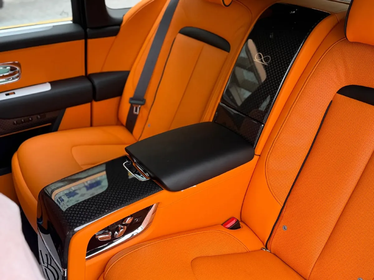 2024 Rolls-Royce Cullinan 6.7T 600HP V12 8AT,autocango,china used car exporter,china ev exporter,chinese used car exporter,chinese used ev exporter