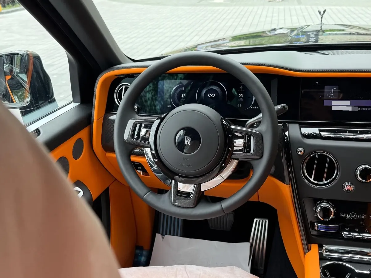 2024 Rolls-Royce Cullinan 6.7T 600HP V12 8AT,autocango,china used car exporter,china ev exporter,chinese used car exporter,chinese used ev exporter