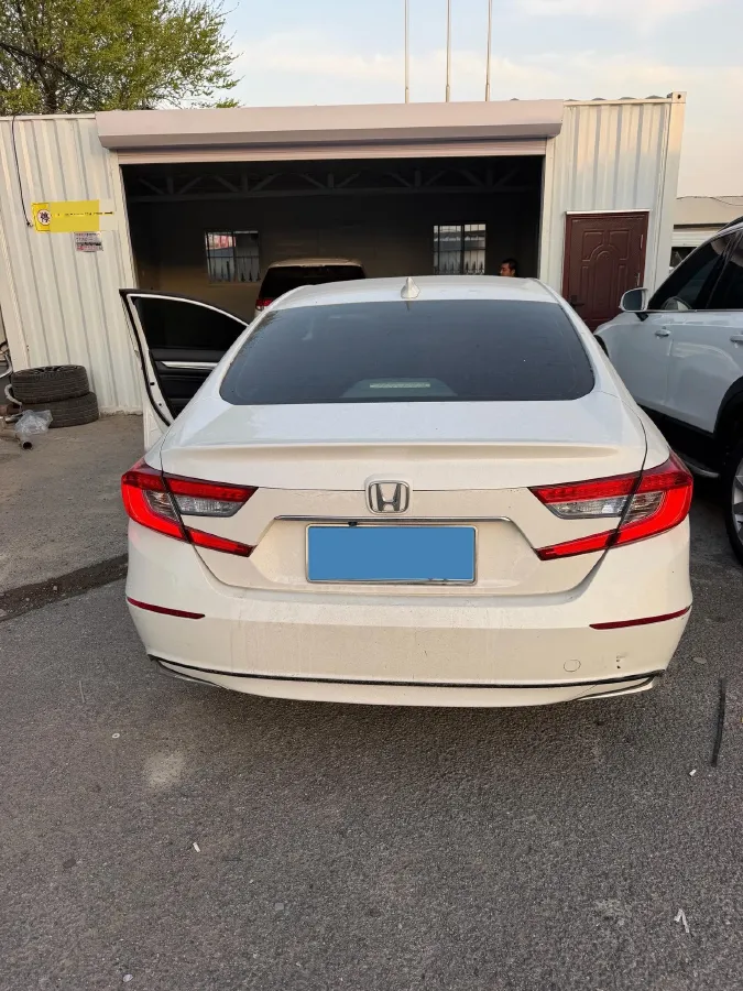 2018 Honda Accord 2.0L 146HP L4 E-CVT Hybrid,autocango,china used car exporter,china ev exporter,chinese used car exporter,chinese used ev exporter