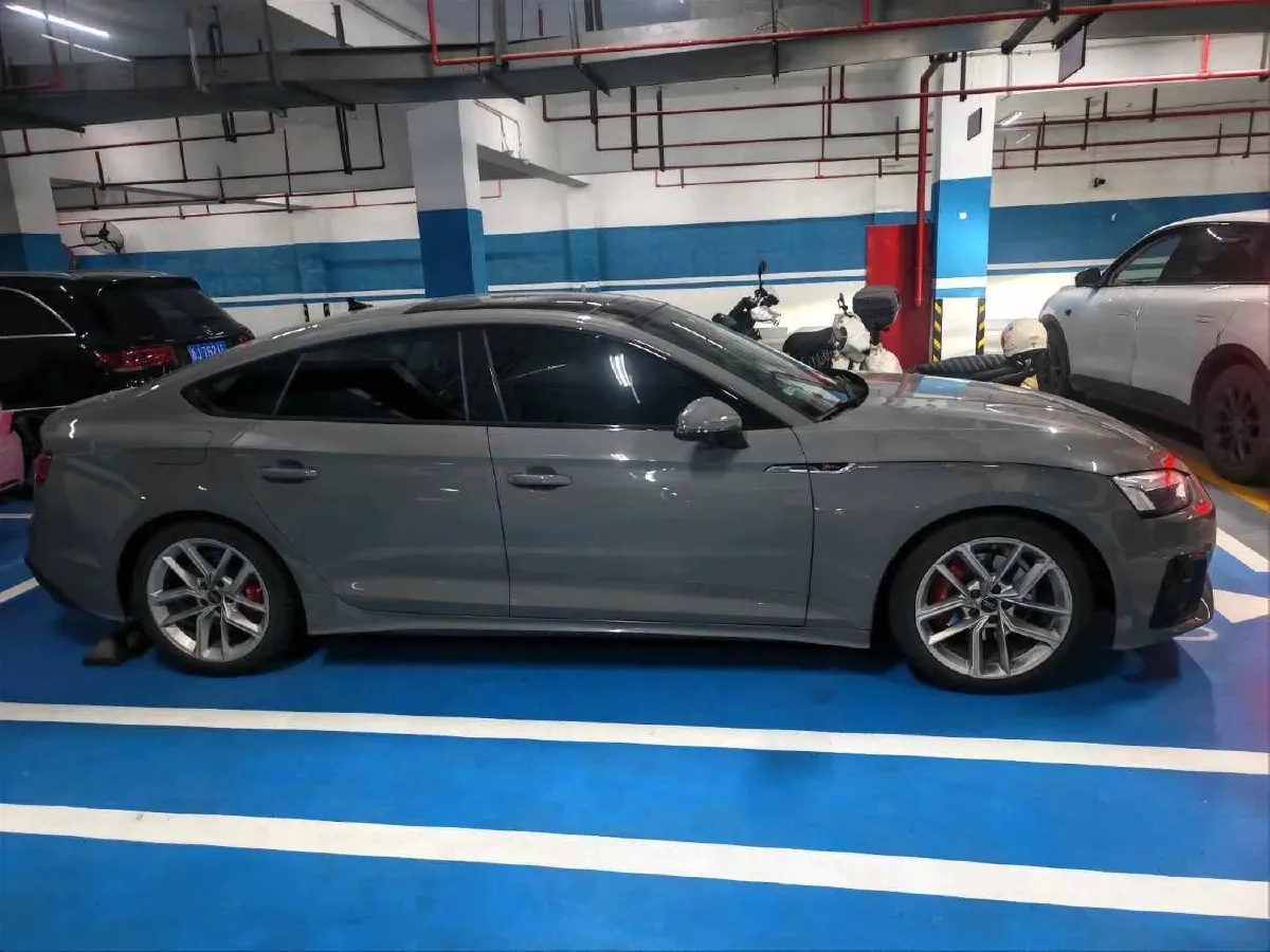2021 Audi A5 2.0T 204HP L4 7DCT,autocango,china used car exporter,china ev exporter,chinese used car exporter,chinese used ev exporter